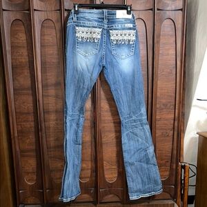 Miss Me size 27X34 Women's Blue Embellished Jeans